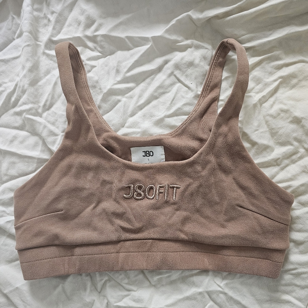 J80FIT Sports Bra Top Activewear Athletic Gym Workout Fitness